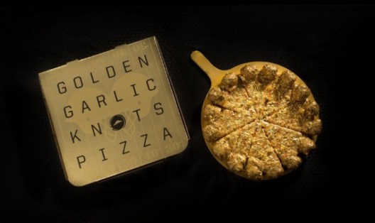 Пиццу с настоящим золотом приготовили в США