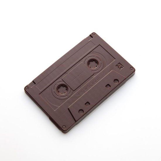 Аудиокассета из шоколада