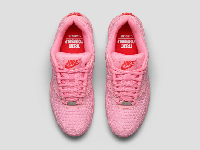 Nike представил коллекцию «кроссовок-десертов»