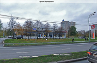 Смотреть фото с Панорам Яндекс. При движении в центр