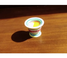 Чашка из цветной карамели