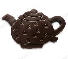 Фигурка чайника из шоколада