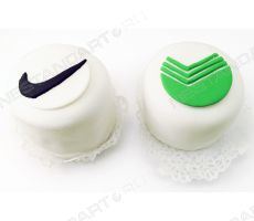 Пирожные с логотипом