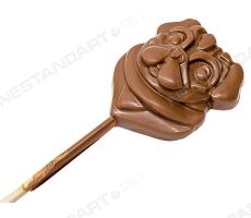 Шоколадная фигурка мопса на палочке 