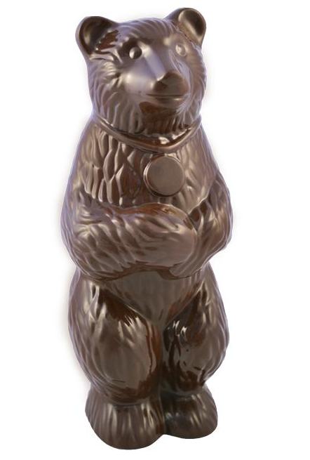 Фигурка медведя из шоколада