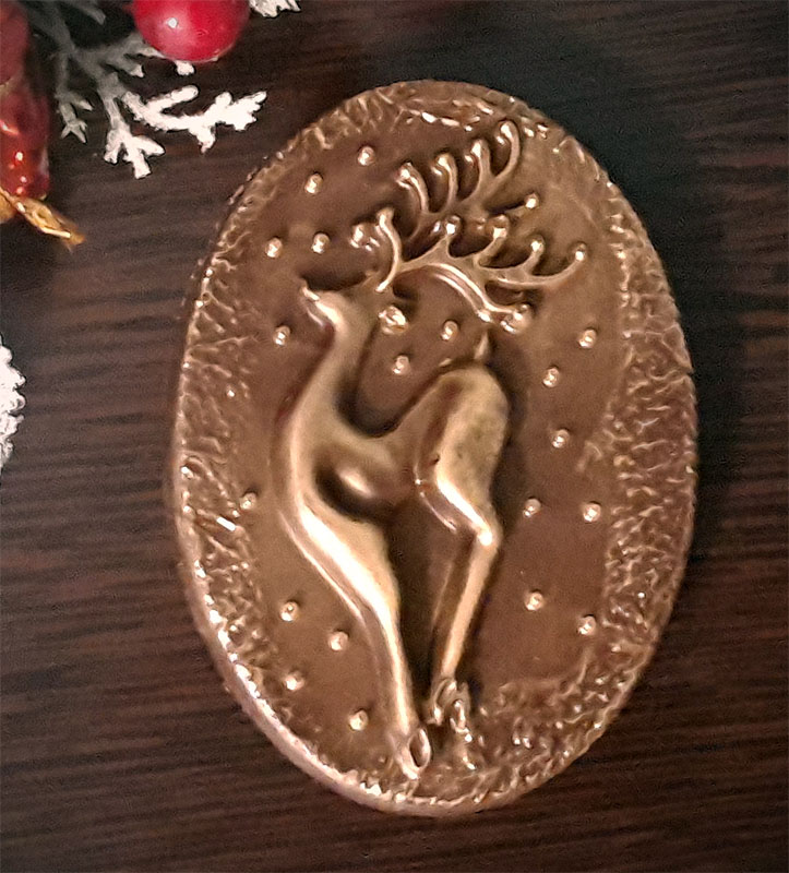 Рождественский олень из шоколада