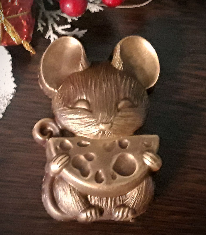 Шоколадная фигурка Мышь с сыром