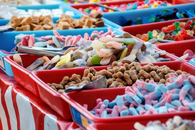 Гонконгские вафли, фруктовые ириски и трдельники: в Казани пройдет фестиваль сладостей