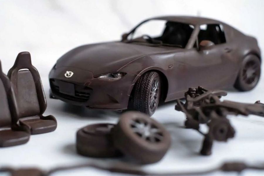 Mazda выпустила эксклюзивный спорткар MX-5 из шоколада