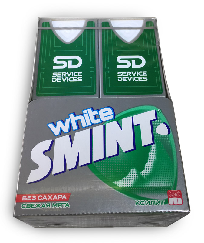 Целлофанированная коробочка драже Smint с логотипом SD